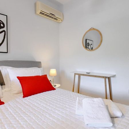 Amazing 2 Bedroom Apartment Overlooking The Marina Of Vourkari Ngoại thất bức ảnh